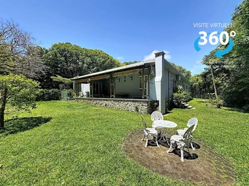 8 Bedroom House