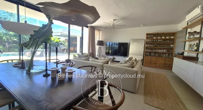 MONT CHOISY - Luxury Villa with swimming pool - 4 bedrooms