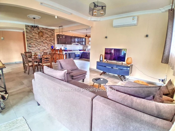 Villa de 3 chambres avec piscine