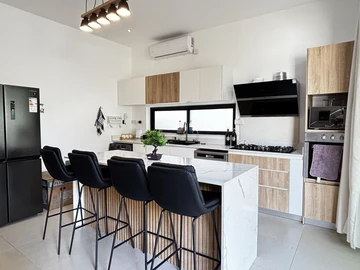 3 Bedroom Apartment
