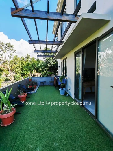 Apartment For Sale In Albion