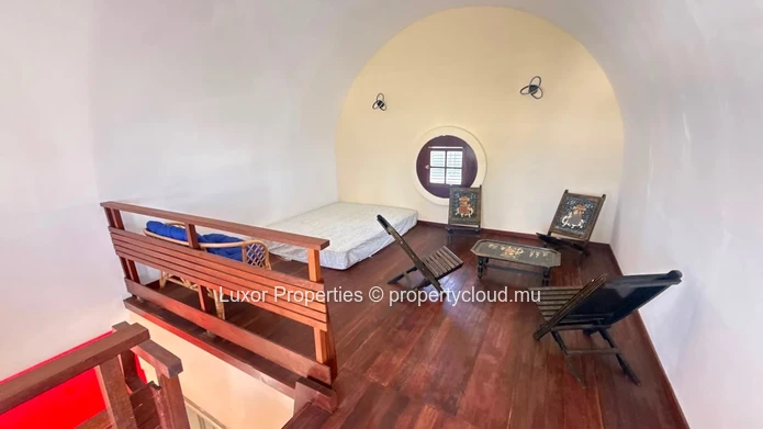 Villa 4 Chambres À Louer – Flic En Flac