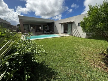 4 Bedroom Villa