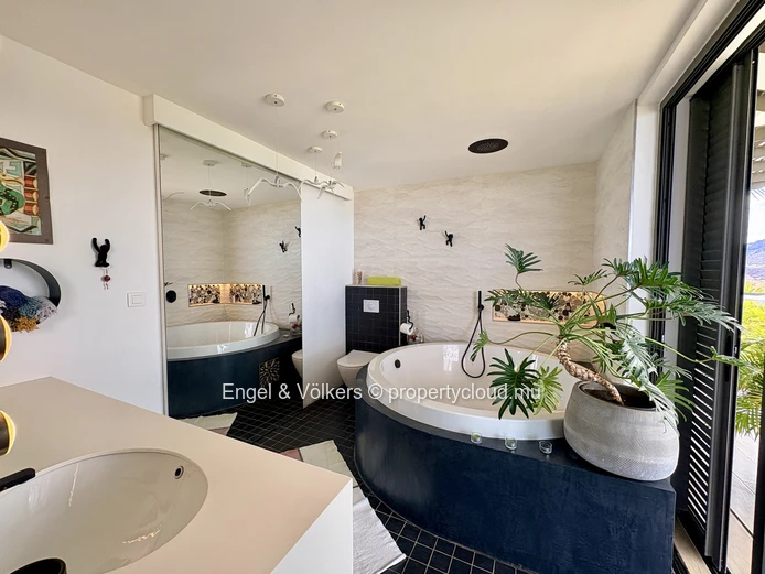 FOR SALE - Exceptional Private Villa with Uninterrupted Panoramic Views in Black River