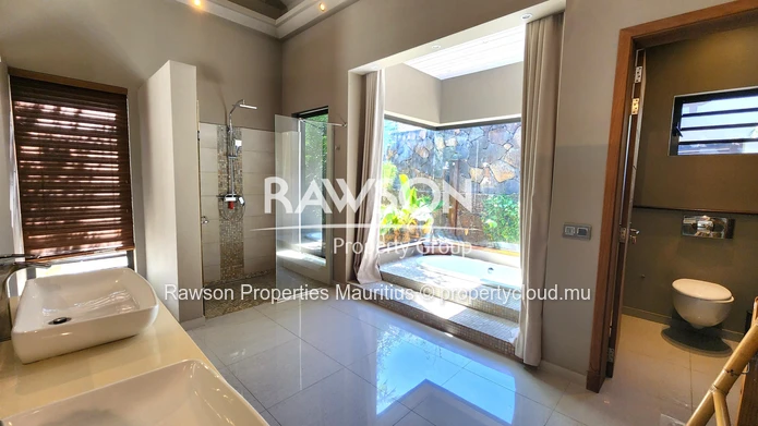  Elegance, Comfort And Privacy Come Together