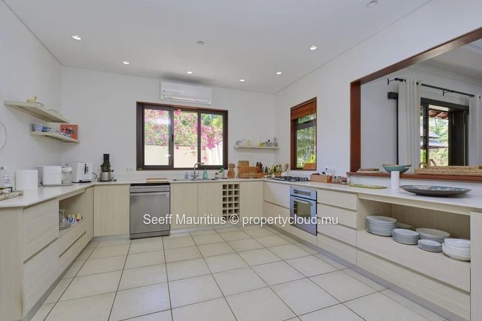 Élégante Villa au Tamarina Golf Estate
