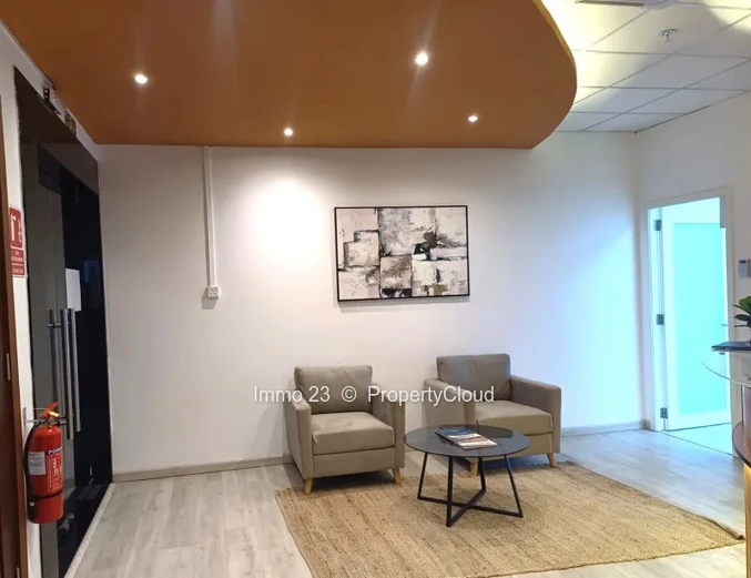 Office - 366m2 - Eb00e8ne - Ref. BU99937LO