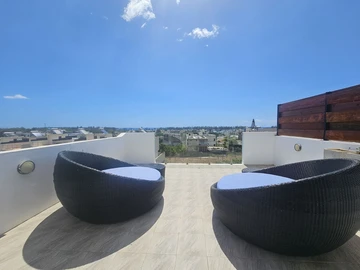 4 Bedroom Townhouse, Duplex
