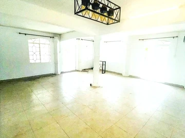 Spacious unfurnished Apartment for Rent