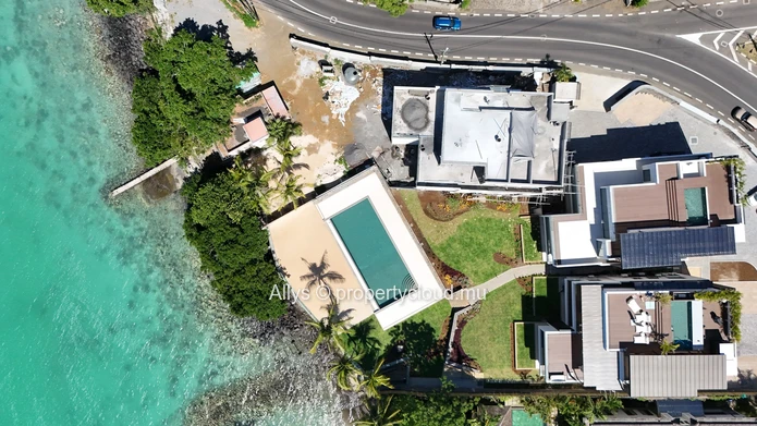 Beach Front Apartment 
