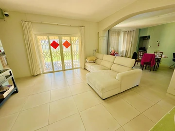 Maison de 4 Chambres