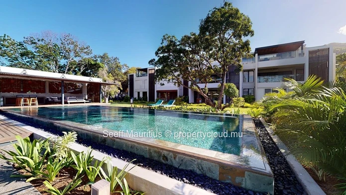 Stunning apartment in a private and secure residential area