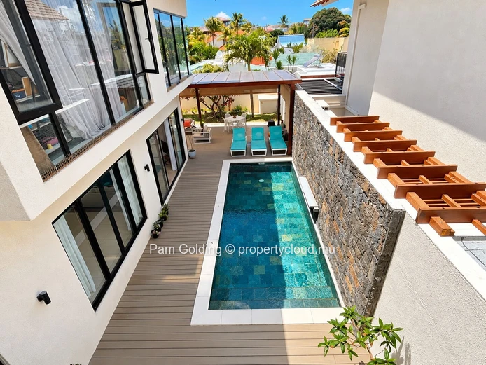 Villa 4 chambres à vendre à Grand Baie, Île Maurice | Le Jardin – Accès direct à la plage