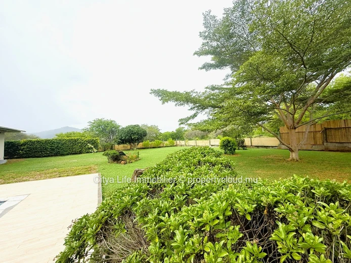 Vivre l’Excellence à Black River – Villa de Prestige avec Piscine Privée