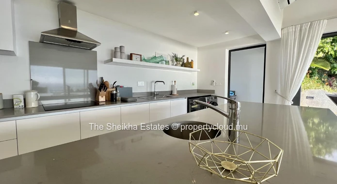 Exclusive 5-Bedroom Residence | Marguery Heights, West Coast