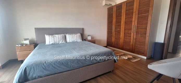 Penthouse en duplex avec vue panoramique sur la mer