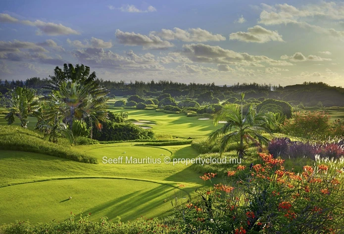 Elegante Villa En Bordure De Golf