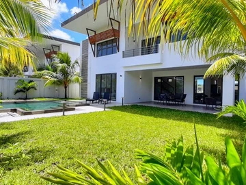 4 Bedroom Villa