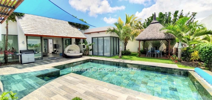 Modern tropical living with 4 bedrooms