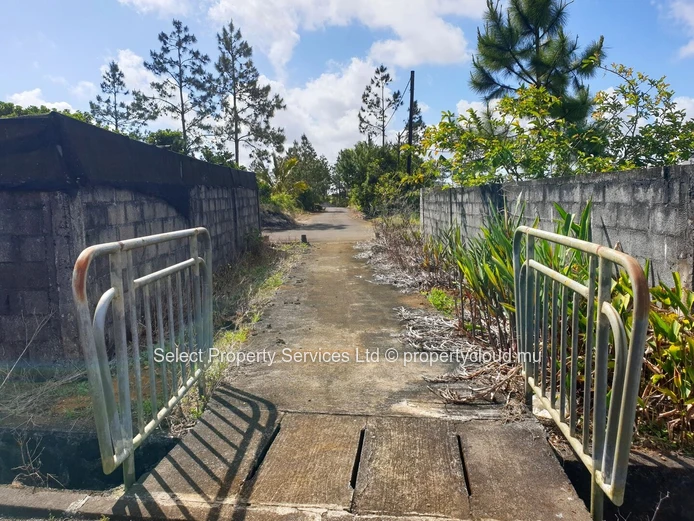 Residential Land for Sale in Pinewood Gardens - Wooton