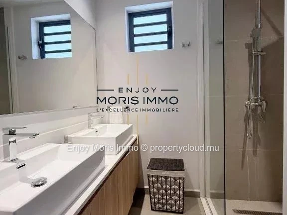 3-Bedroom En-Suite Apartment for Sale – Grand Gaube | PDS, Ocean View & Resident Permit