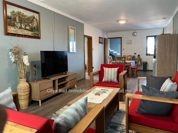 Appartement 2 Chambres en Suite - Complexe Résidentiel Sécurisé, Proche de la Plage de Mon Choisy