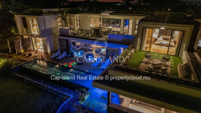 Luxueuse villa 5ch, accès Golf et plage