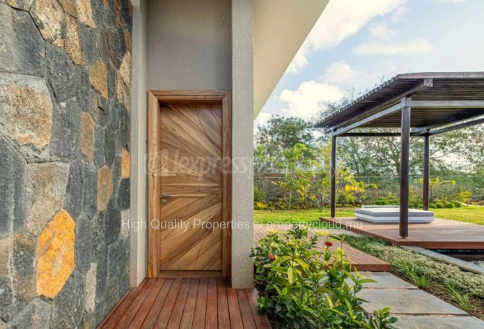Jacaranda Luxury Villas En Vente A Balaclava