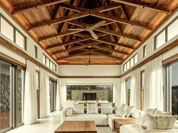 4 Bedroom Villa
