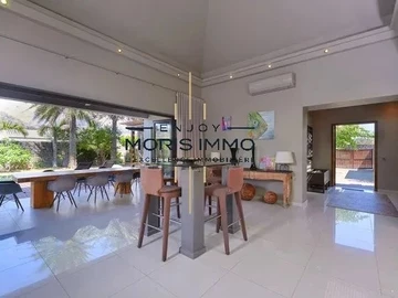 4 Bedroom Villa