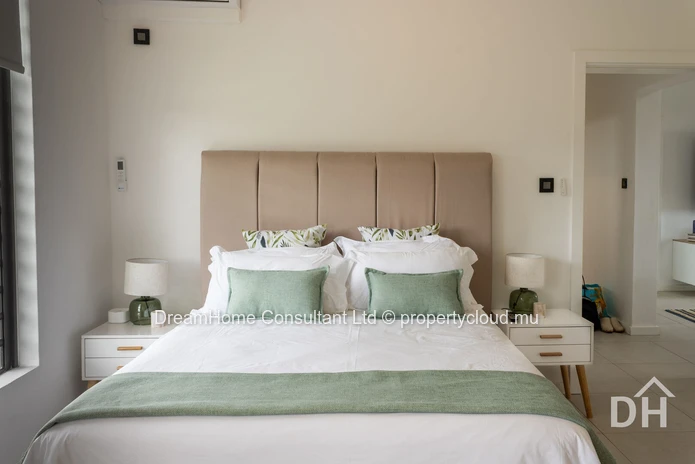 Élégant Penthouse de 3 Chambres avec Vue sur l'Océan & Jacuzzi | Tamarin