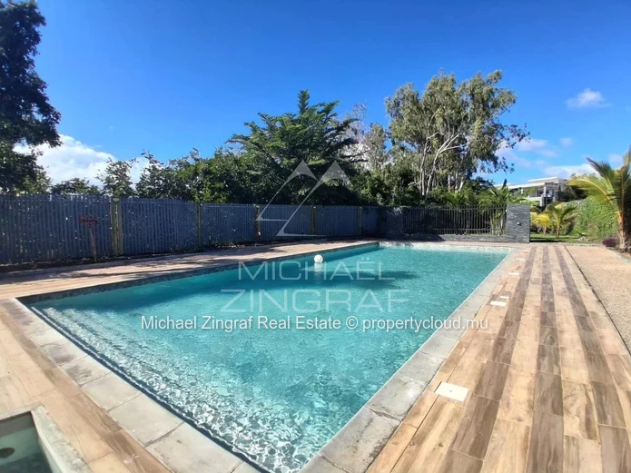 Grand Baie – Élégant Appartement avec Rooftop et Piscine Privée