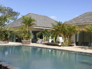 5 Bedroom Villa