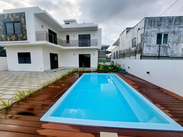 4 Bedroom Villa