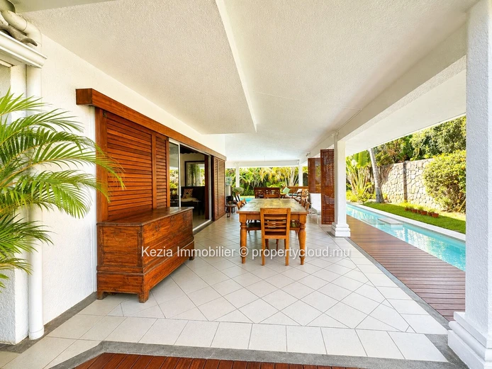 Balinese-Inspired Villa In Pointe Aux Canonniers