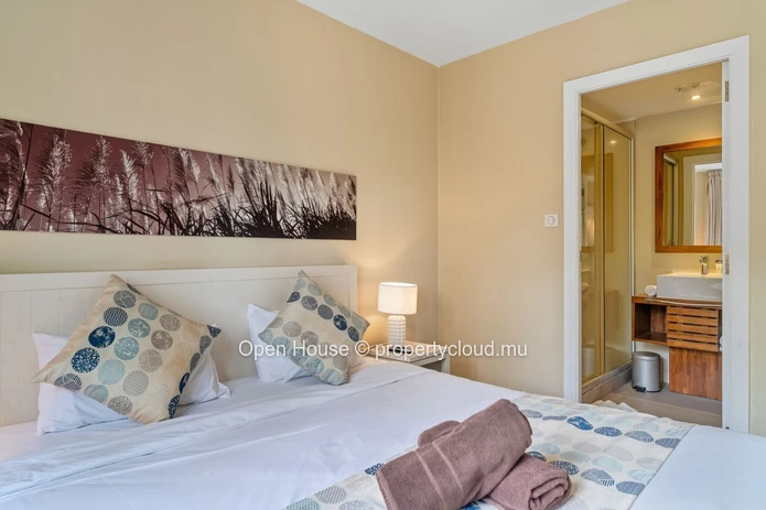 A VENDRE - Trou aux Biches - plage à pieds - Bel Appartement refait à neuf dans résidence très demandée.