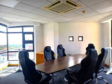 5 Bedroom Office