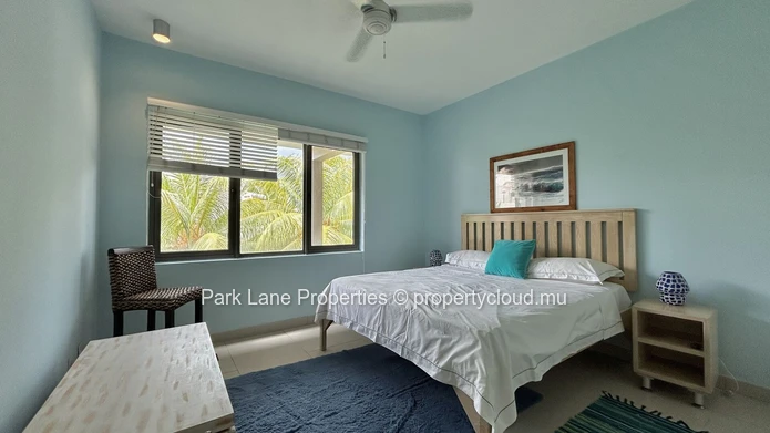Cozy 3-Bedroom Apartment with Terrace, Plunge Pool, and Beach Access in Pereybere