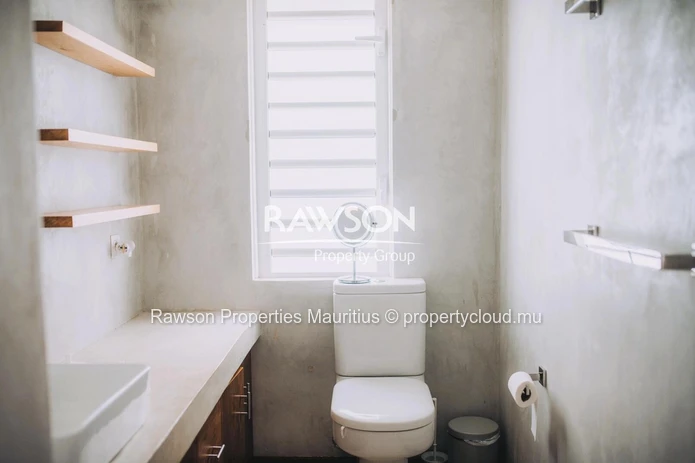 4 En-Suite Bedroom Villa | Pool | Lagoon View | Calodyne | From €6,500/Month