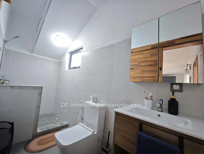 À Louer – Maison 3 Chambres À Pointe-Aux-Piments -Nord