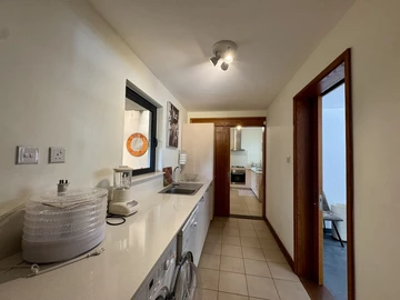 8 Bedroom Villa