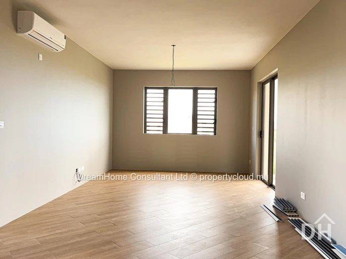 Penthouse with Rooftop – Creek 4 Residence