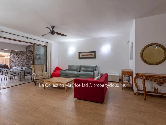 Duplex I Black River I Sea View