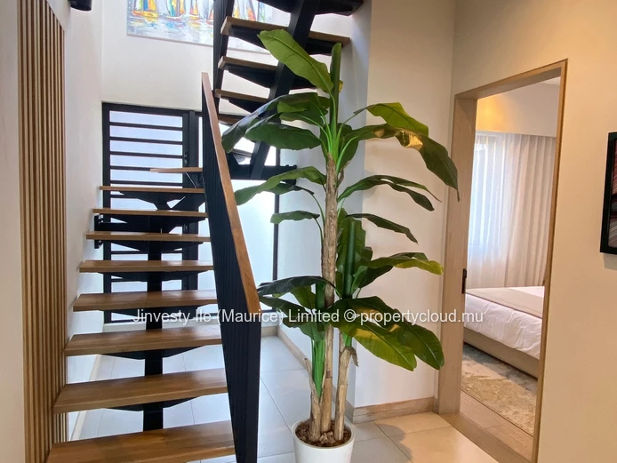  Luxury 4-Bedroom Duplex Penthouse – Sea View – Pointe Aux Canonniers / Grand Baie – Mauritius