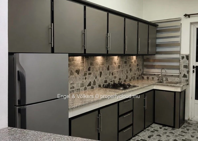 3-Bedroom Apartment with Shared Pool