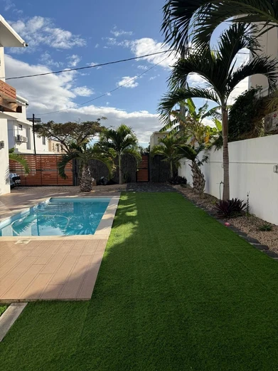 Spacious 4-Bedroom Family Home in Tamarin