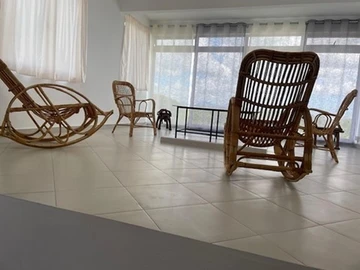 Maison de 8 Chambres