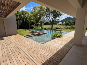 4 Bedroom Villa