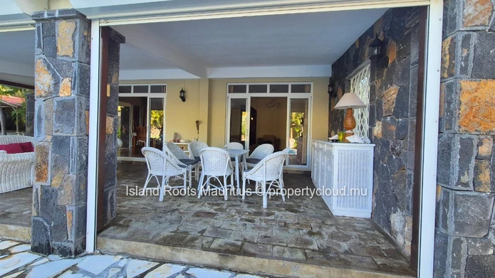 Beautiful villa for holiday rental, located in Pointe Aux Canonniers
