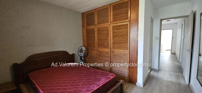 Appartement spacieux de 3 chambres à louer à Curepipe